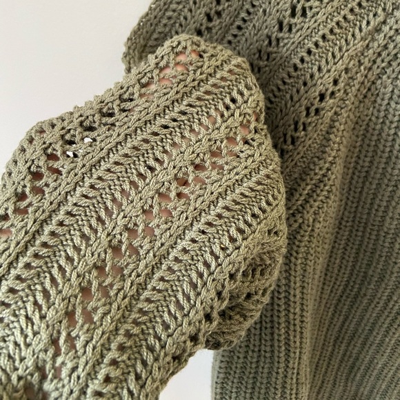 NEW American Eagle Army Green Sweater - Picture 4 of 4